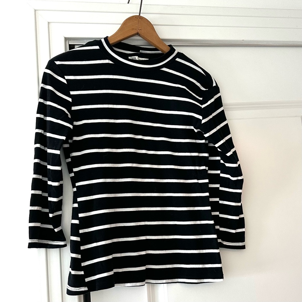 Zara Black and White Striped Long Sleeve Top